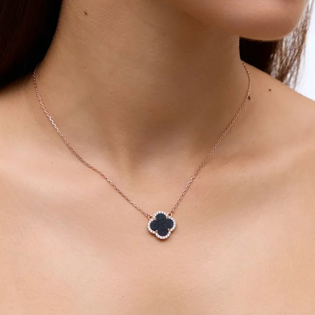 Balabinka Necklace Clover