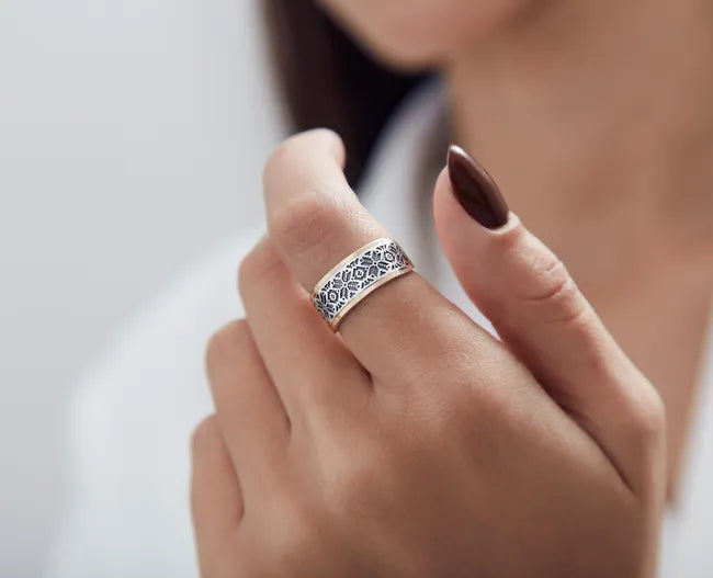 Balabinka Silver Vyshyvanka Wedding Ring