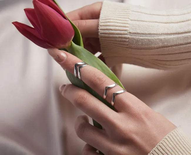 Balabinka Silver Phalanx Ring Wave